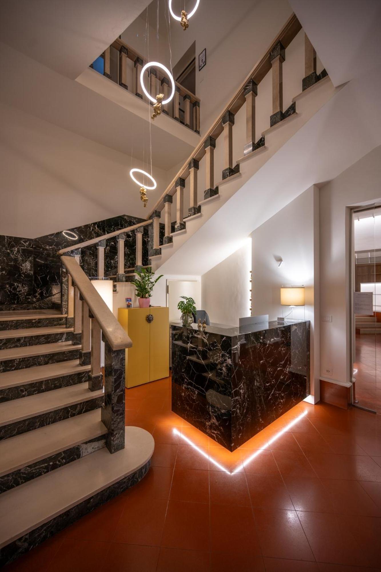 Hotel Moderno Ассизи Экстерьер фото