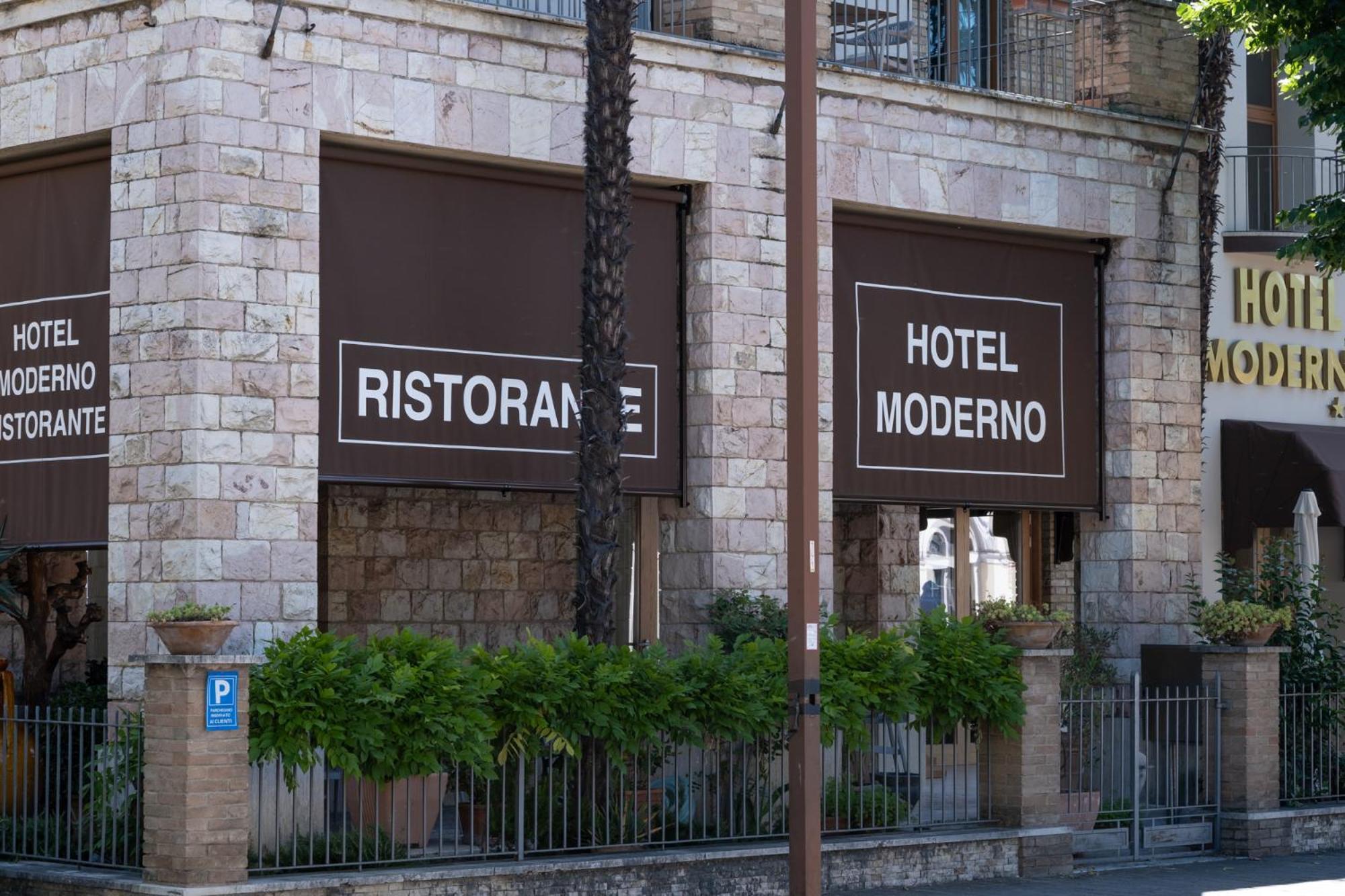 Hotel Moderno Ассизи Экстерьер фото
