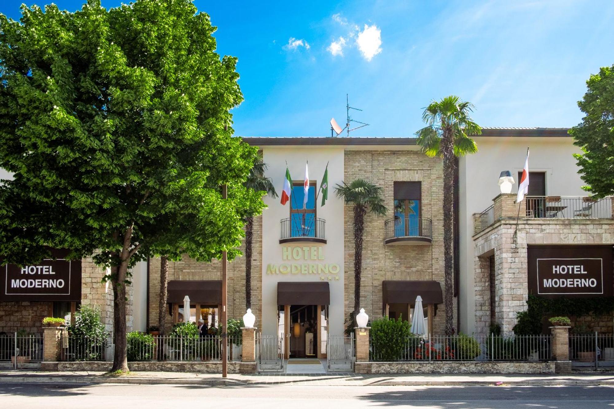 Hotel Moderno Ассизи Экстерьер фото