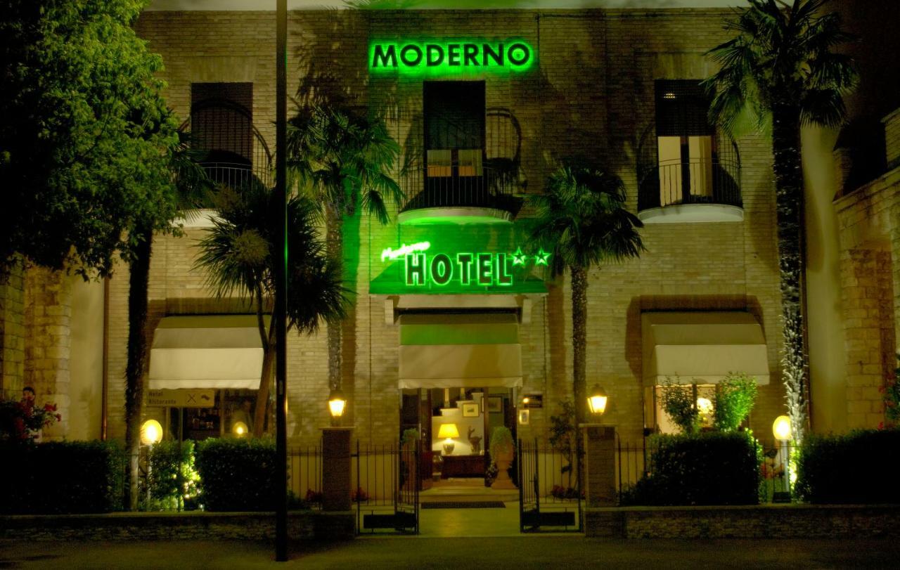 Hotel Moderno Ассизи Экстерьер фото